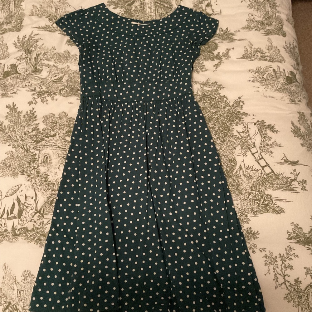 Green printed dress from Seasalt Cornwall, UK 8 / US 4
